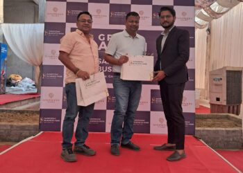 समृद्धि बिजनेस पार्क’ के ग्रैंड लॉन्च का पहला दिन रहा शानदार