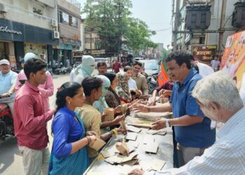 जब सराफा अध्यक्ष कमल सोनी बने ‘झालमुड़ी वाले’: बंगाल में भाजपा की जीत पर शहर में दिखा जश्न का अलग रंग